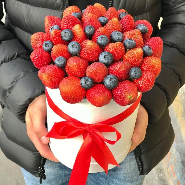 Клубничный бокс №3 в Сочи