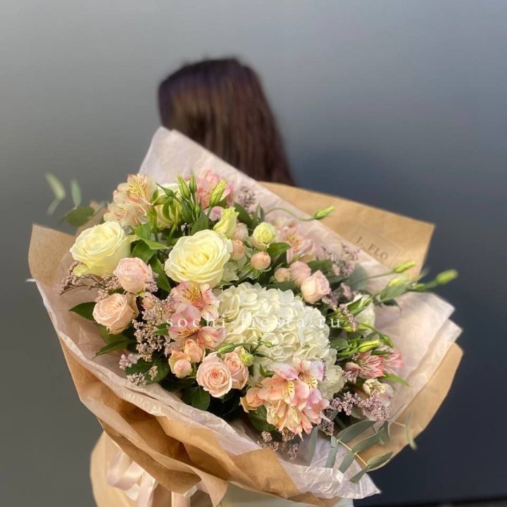 Дизайнерский букет №1 в Сочи