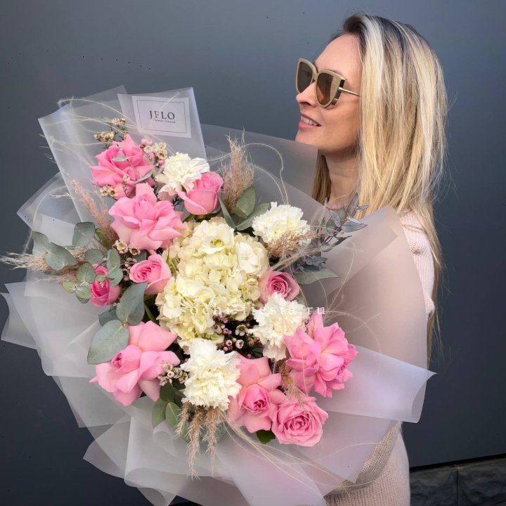 Авторский букет "Гармония" в Сочи