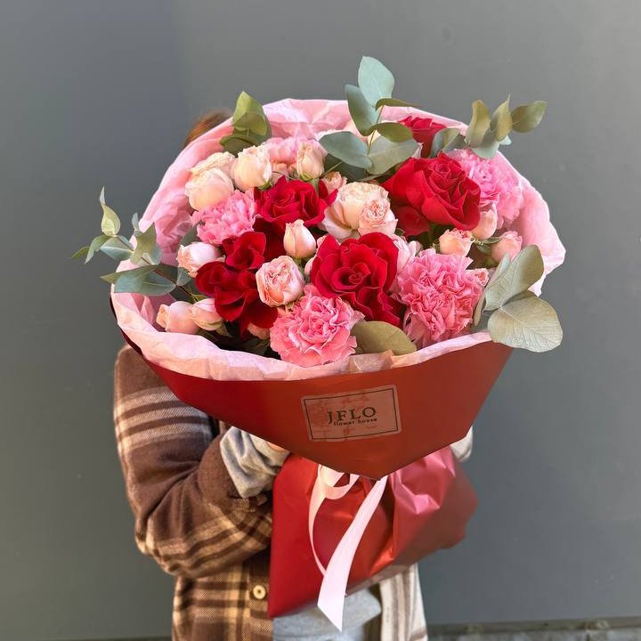 Букет "Первая любовь" в Сочи