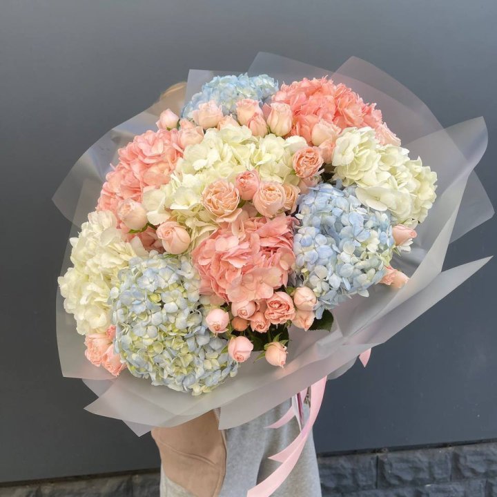 Дуо гортензии и бомбастик в Сочи