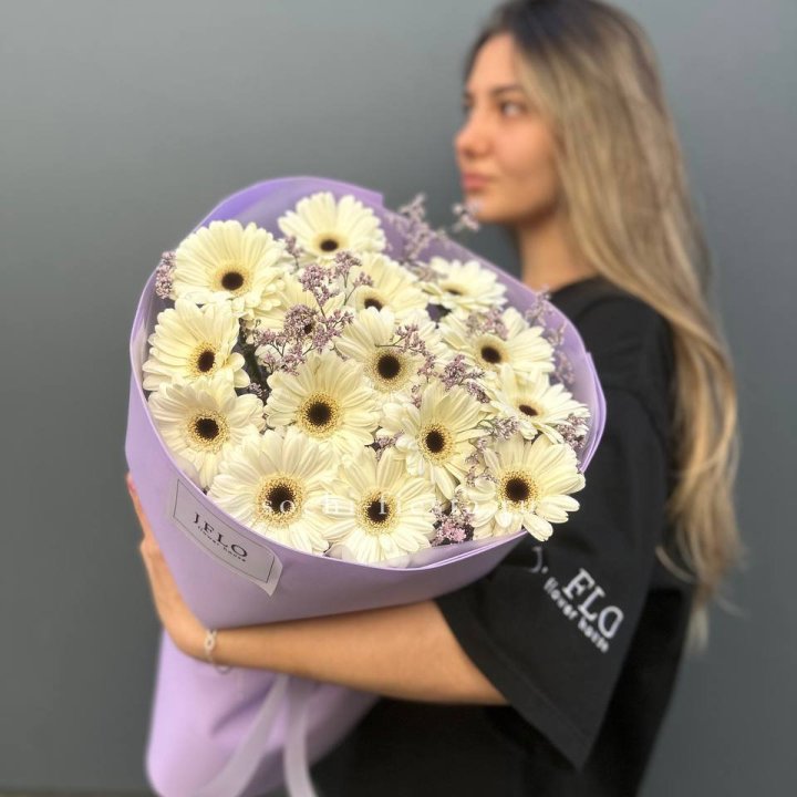 Букет голландских гербер "Лавандер" в Сочи