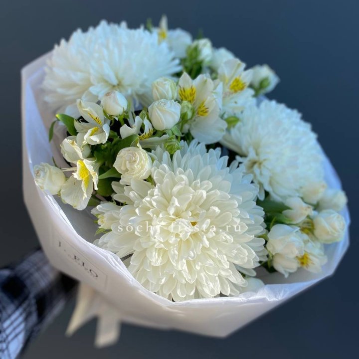 Букет из хризантем "Миранда" в Сочи