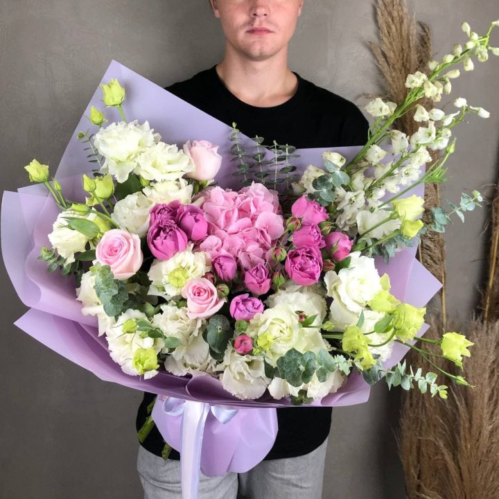 Дизайнерский букет "Венера" в Сочи