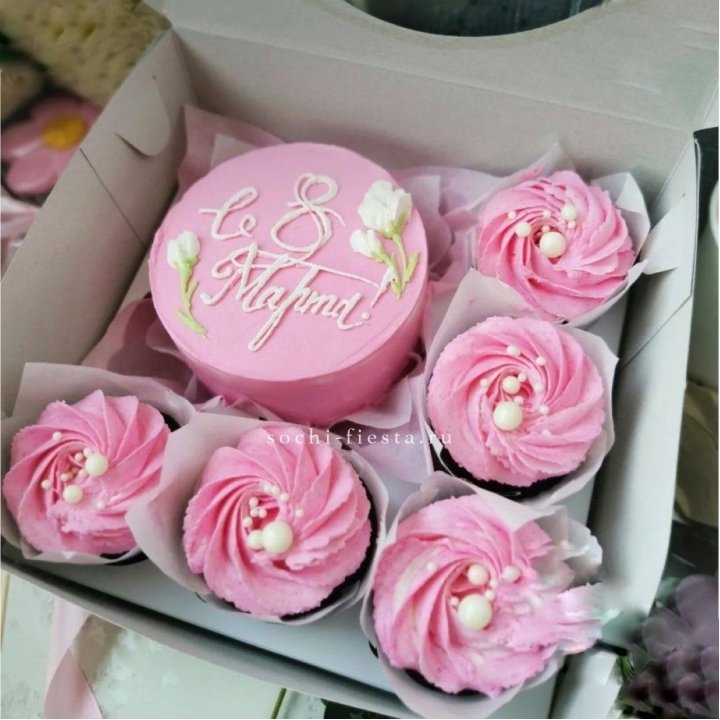 Капкейки и бенто-торт "8 марта!" в Сочи