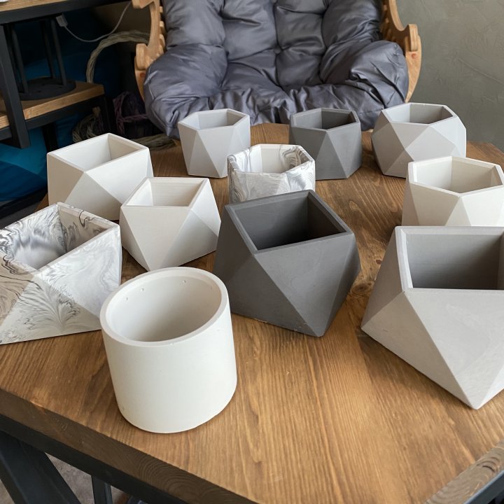 Дизайнерское кашпо в Сочи