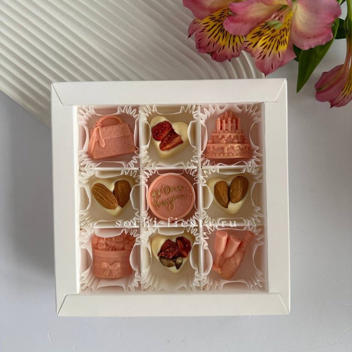 Конфеты из шоколада День Рождение в Сочи