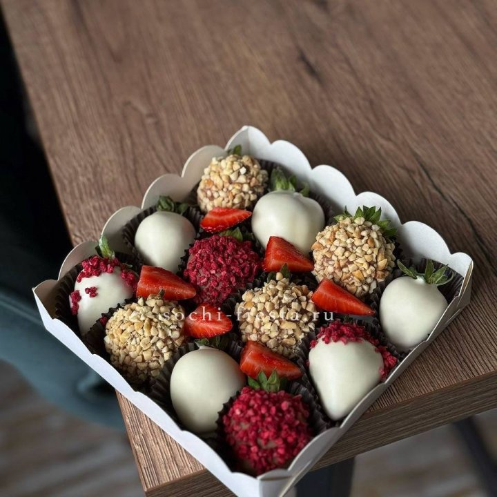 Клубника в шоколаде 12 ягод №2 в Сочи