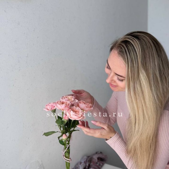 Цветочная подписка Пакет S в Сочи