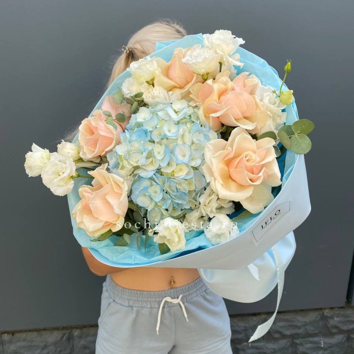 Сборный букет "Голубой закат" в Сочи