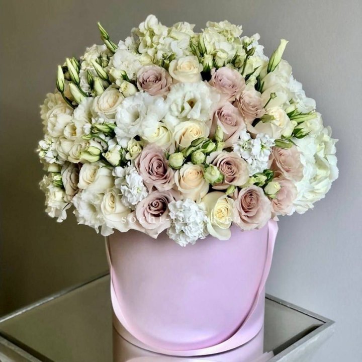 Цветочный бокс "Бриджит" в Сочи