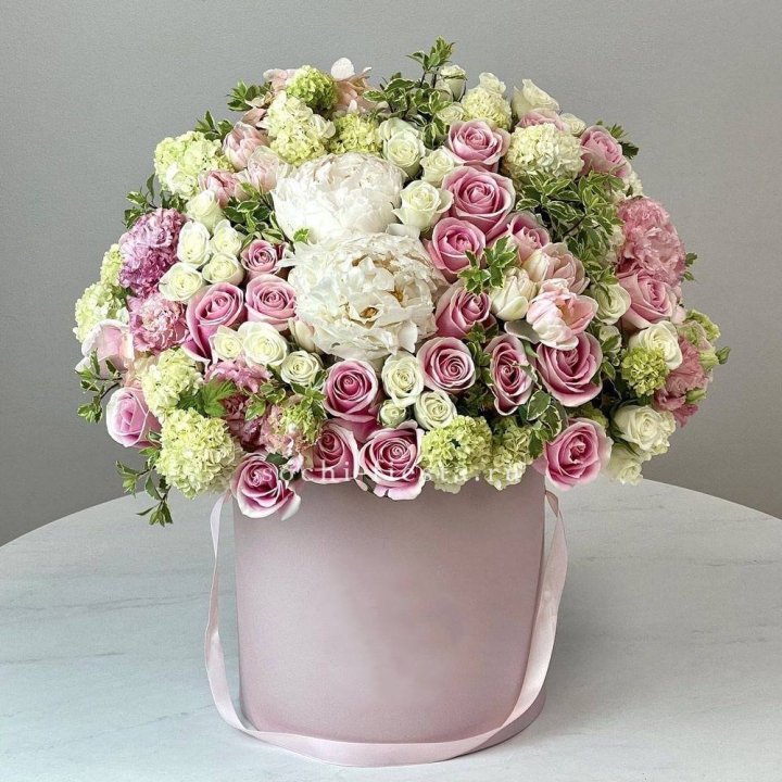 Цветочный бокс "Фантастик" в Сочи