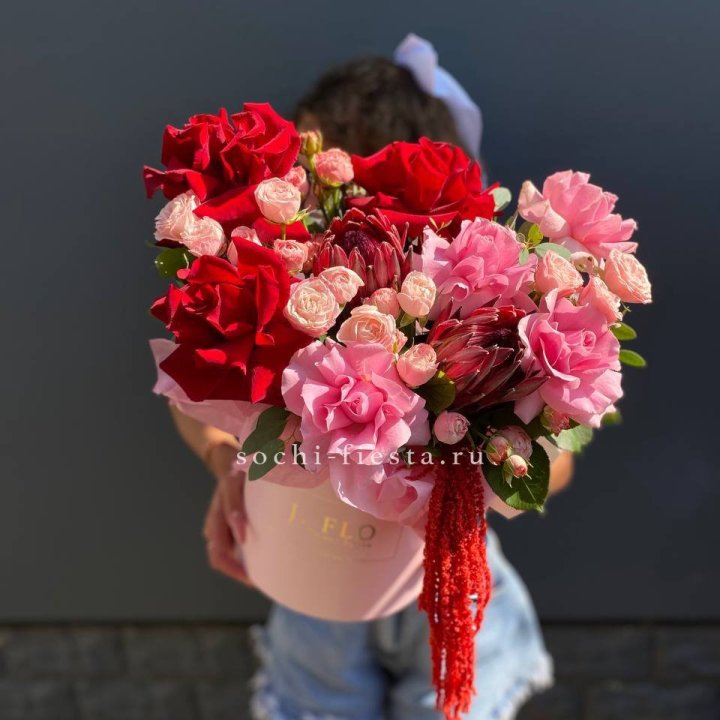 Дизайнерский цилиндр "Gusto" в Сочи