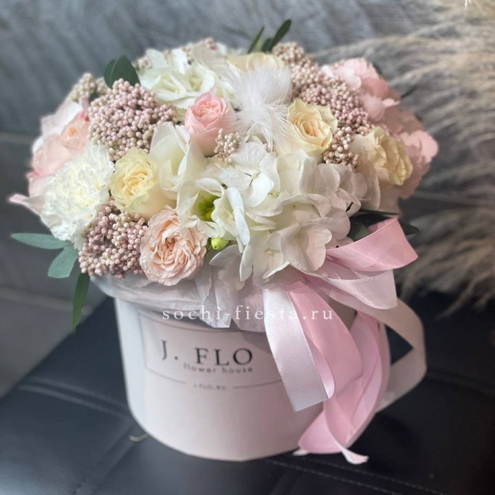 Авторский бокс "Wanderer" с доставкой в Сочи