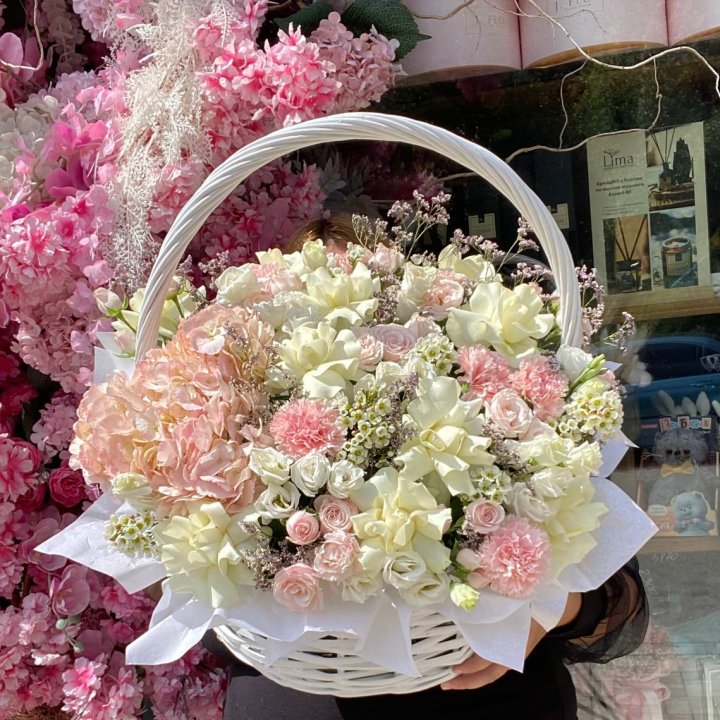 Корзина "Новолуние" в Сочи