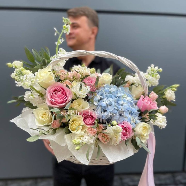 Авторская корзина "Apolinariya" в Сочи