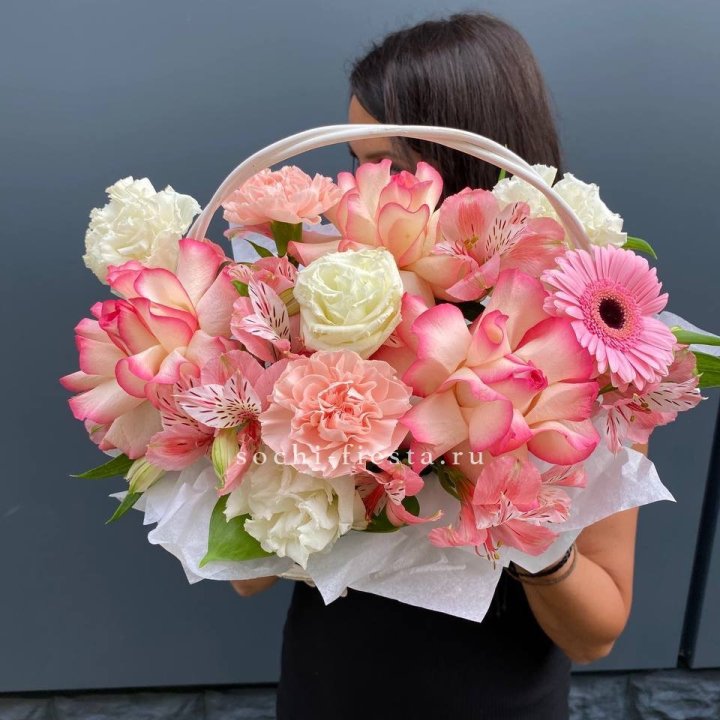 Летняя корзина №2 с доставкой в Сочи