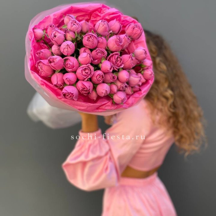 Букет из пионовидных роз Cute в Сочи