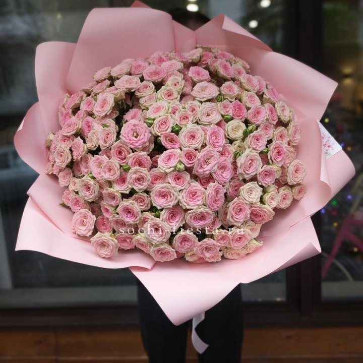 51 кустовая роза Twister в Сочи