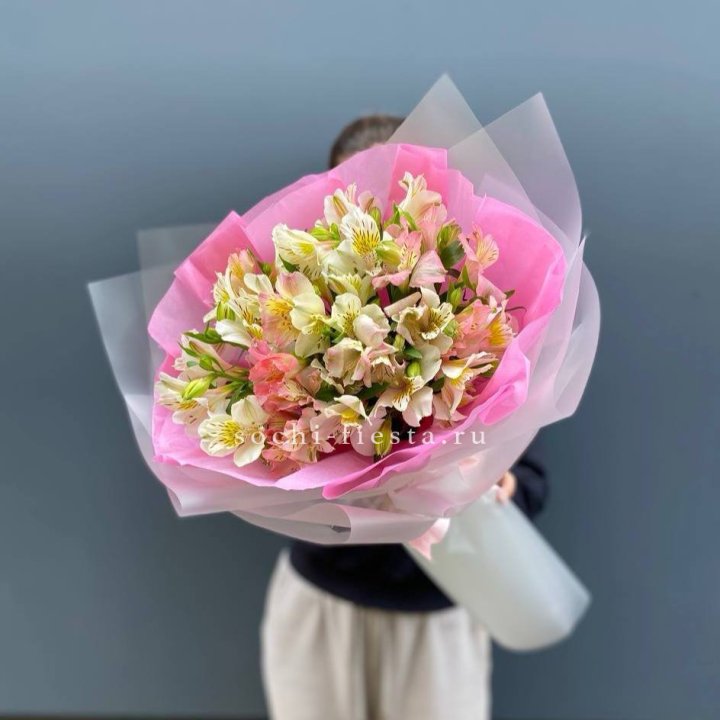 букет альстромерий "Черри" в Сочи