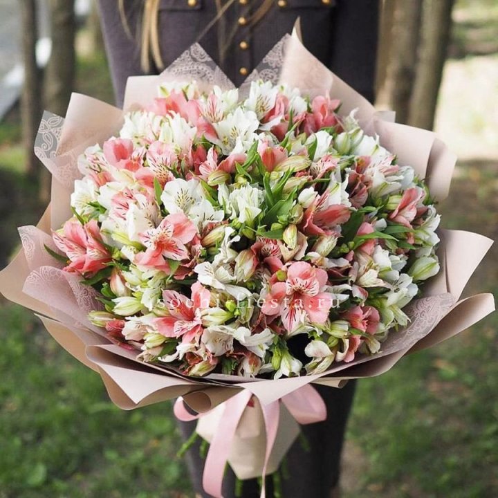 Букет альстромерий "ВАУ" в Сочи