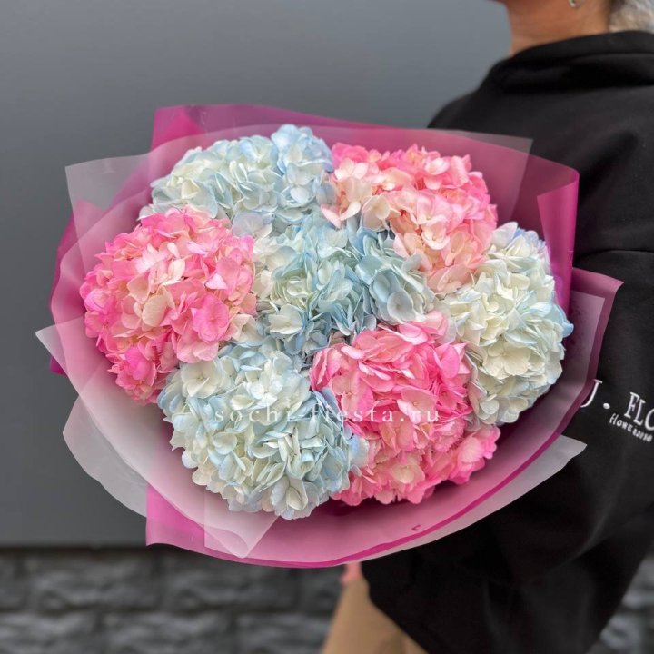 Букет гортензий "Тоника №2" в Сочи
