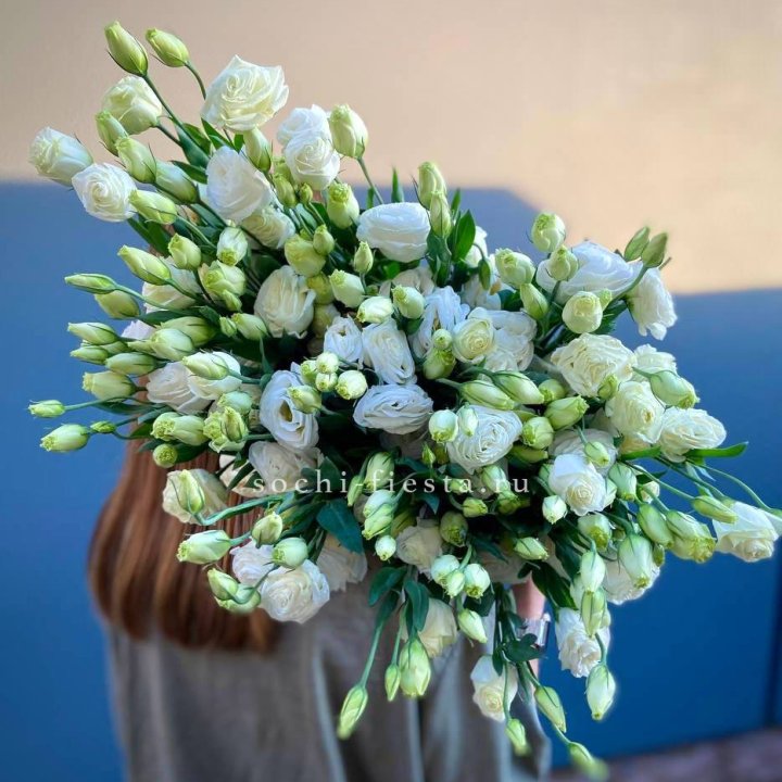 Охапка эустомы в Сочи