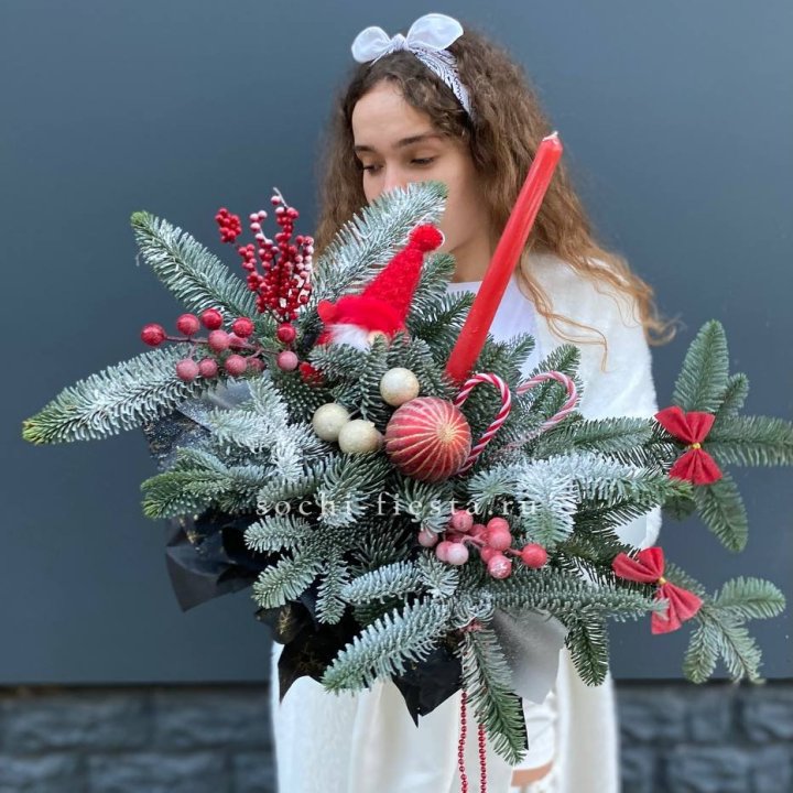 Композиция в бокале красная в Сочи