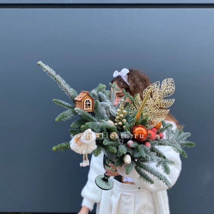 Композиция в бокале огненная  в Сочи