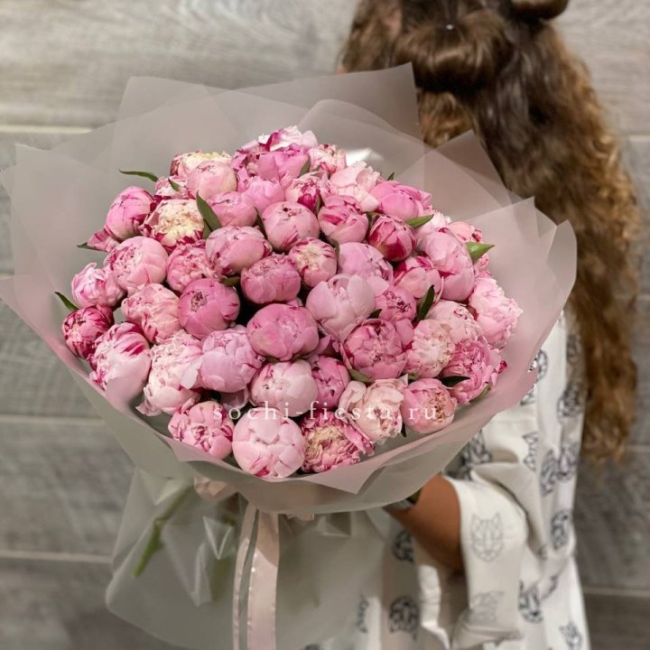 51 розовый пион в Сочи