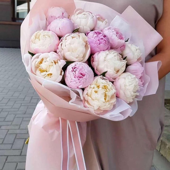 Букет пионов "Маршмелоу" в Сочи