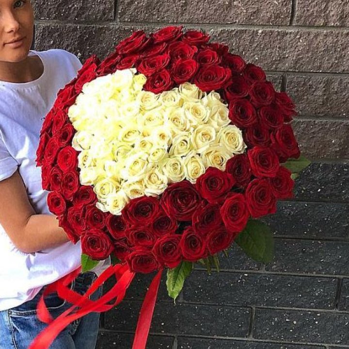 101 роза "Сердце" в Сочи