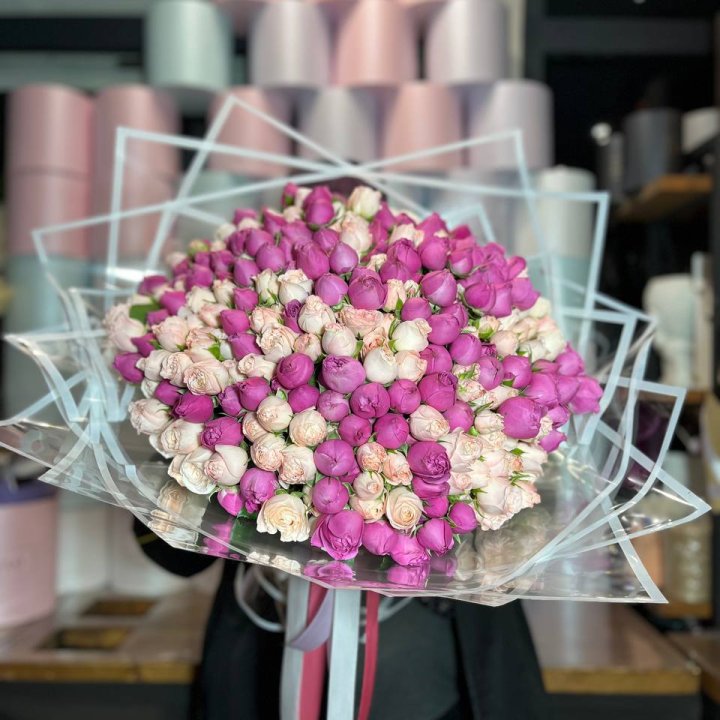 101 кустовая пионовидная роза в Сочи