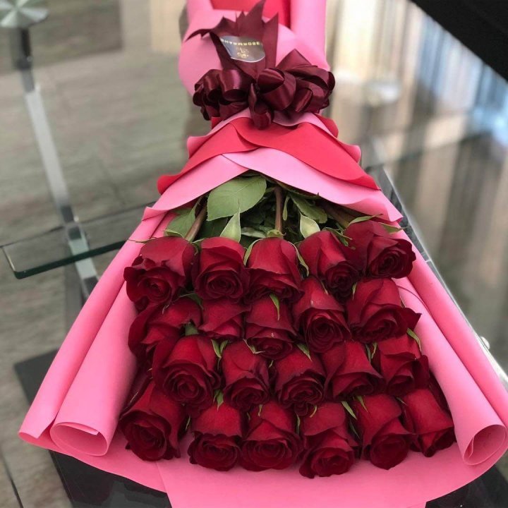 21 красная роза "Elegance" в Сочи