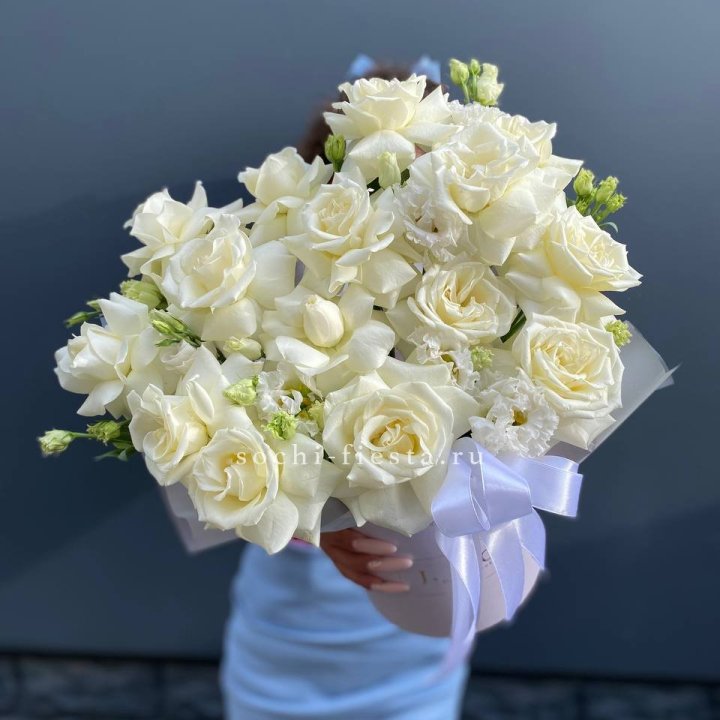 Коробка с цветами "Свен" в Сочи