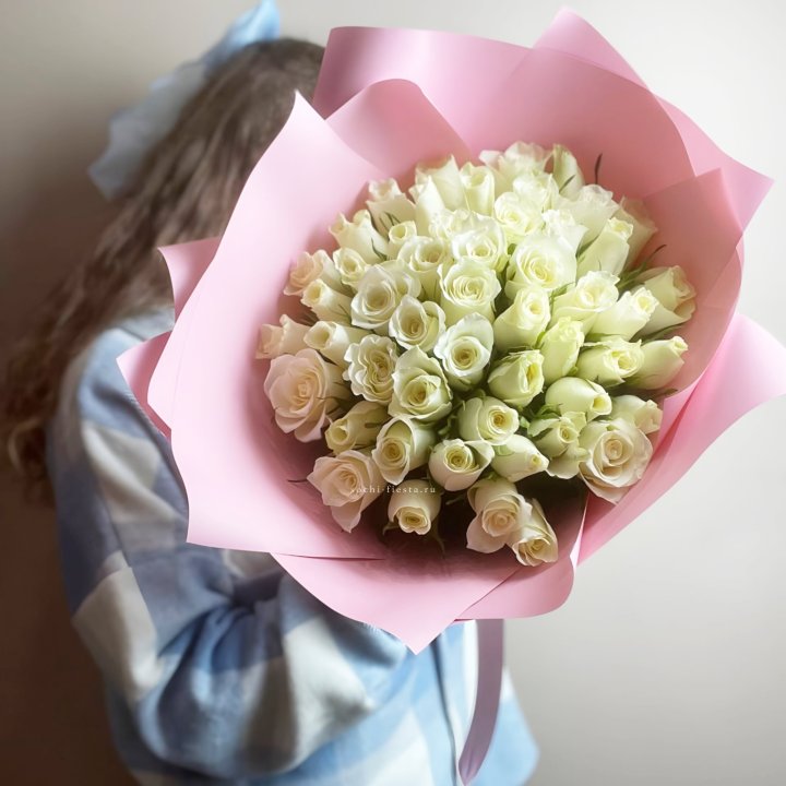 Букет из 51 белой розы (Кения) в Сочи
