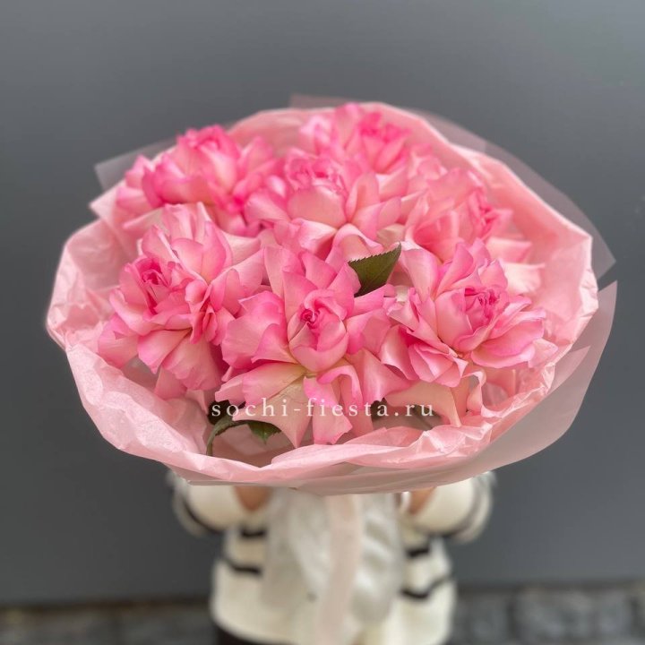 7 Роз Mandala  с доставкой в Сочи