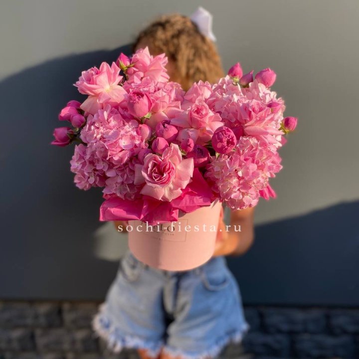 Цветочная композиция "Passion" в Сочи