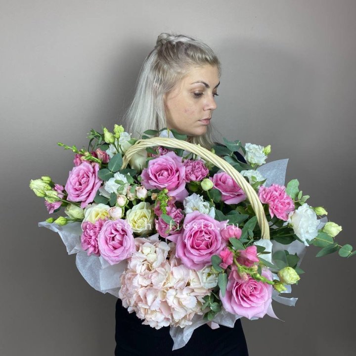 Цветочная корзина № 5 в Сочи