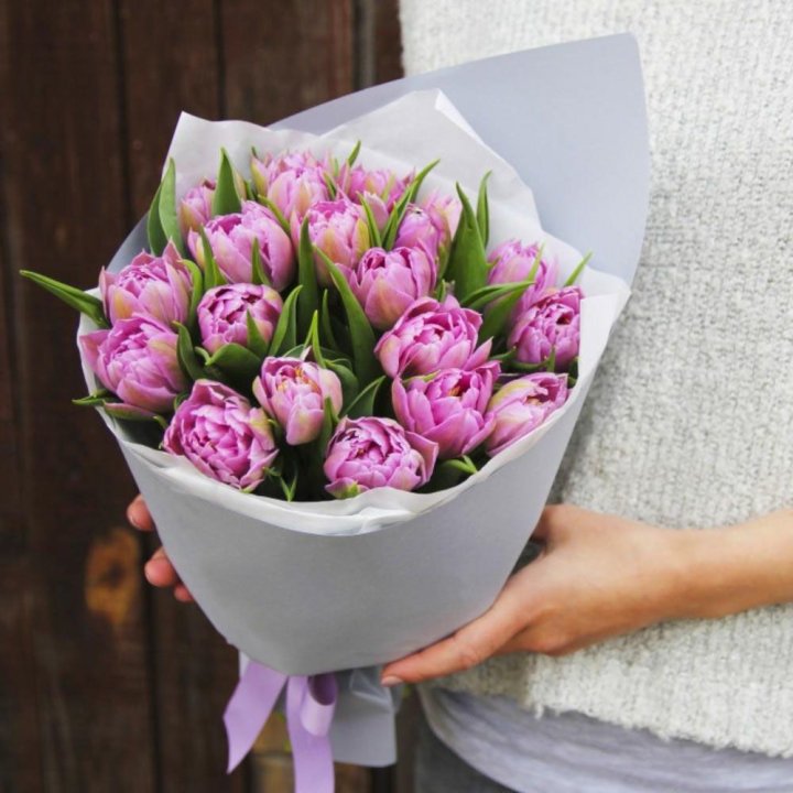 Букет пионовидных тюльпанов в Сочи