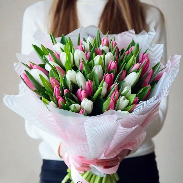 Букет тюльпанов "Лолита" в Сочи