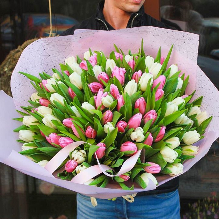 101 тюльпан микс в Сочи