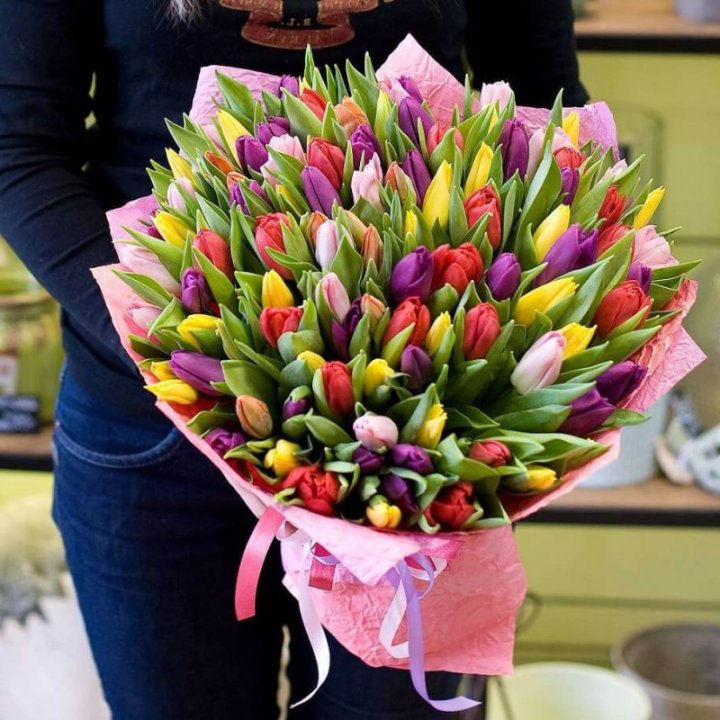 101 тюльпан "Джуси" в Сочи