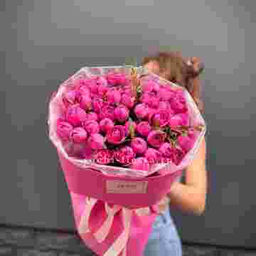 Кустовые розы букет Pink Мисти Баблс в Сочи